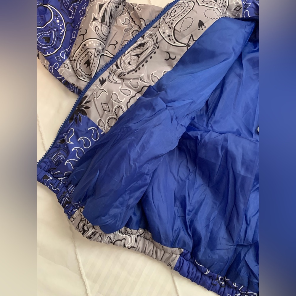 New - Blue Women's Quilted Lightweight Cropped Bandana Windbreaker Jacket - Picture 12 of 13